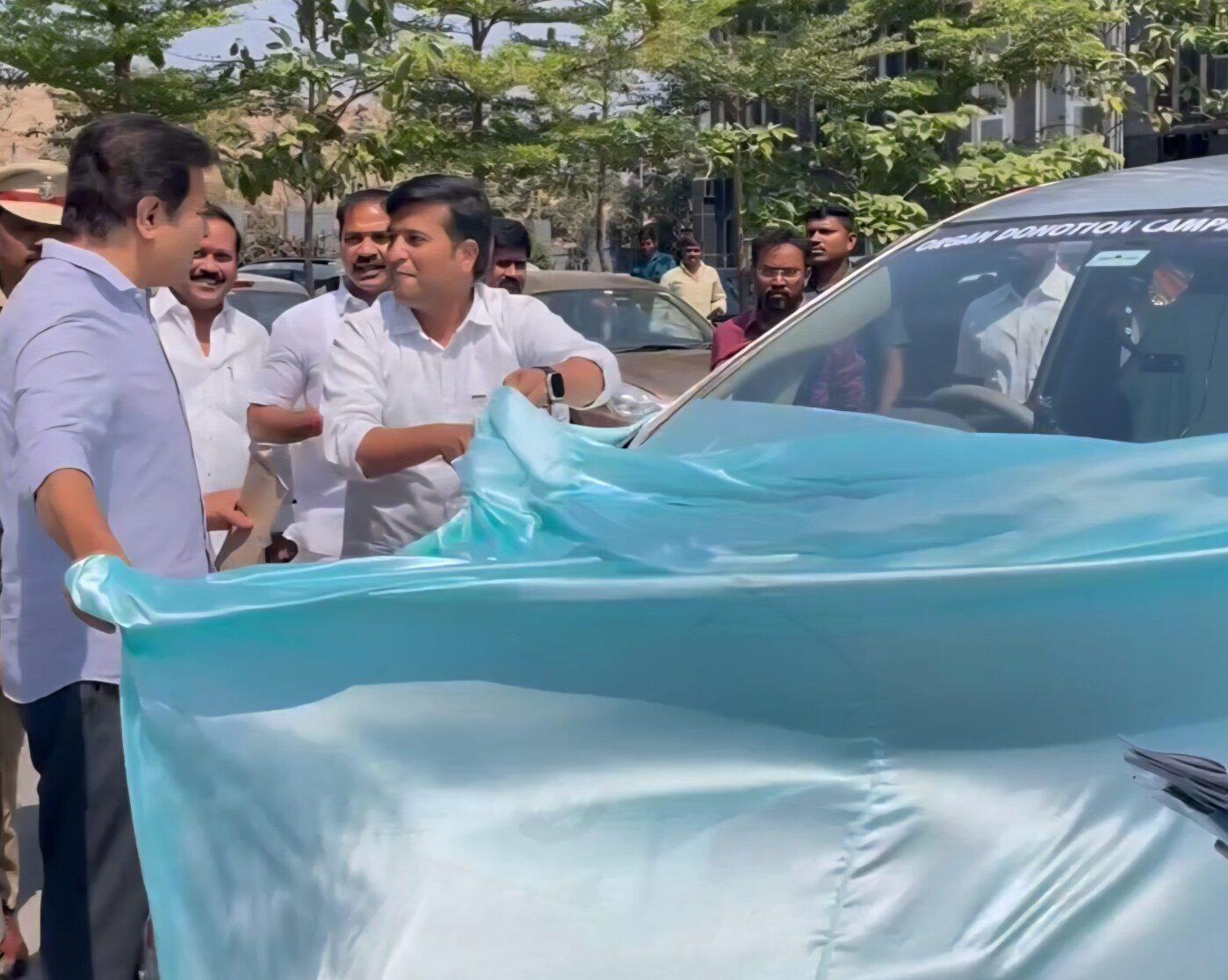 KT Rama Rao inaugurating Organ Donation vehicle